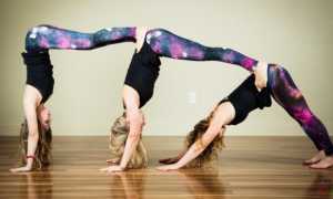 Йога на троих фото